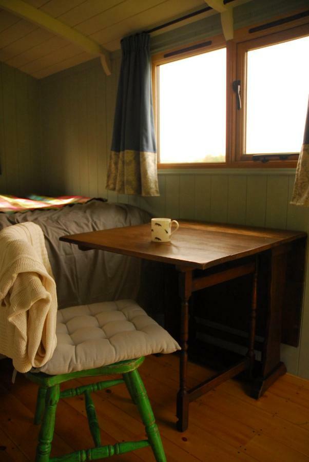 Sindles Farm Bed & Breakfast เอมส์เวิร์ธ ภายนอก รูปภาพ